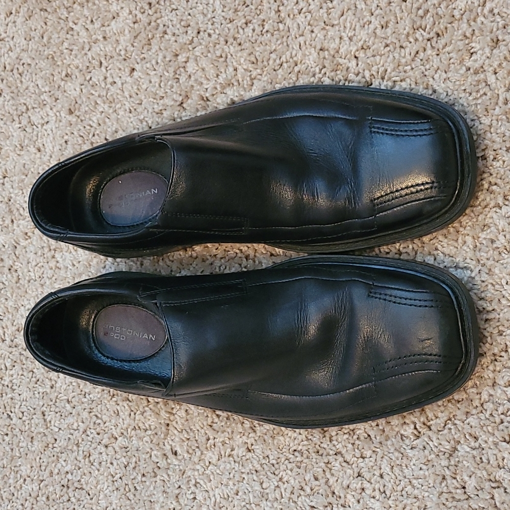 Bostonian mens  leather upper